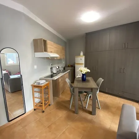 Vasiliki Holiday home *